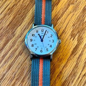 Timex Weekender with three straps, indiglo, new battery